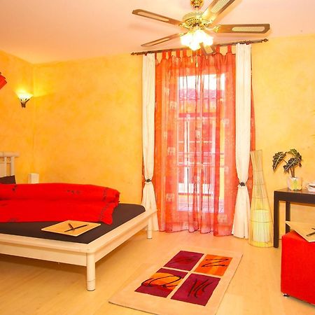 Cleo´s Hotel Kallstadt Rum bild